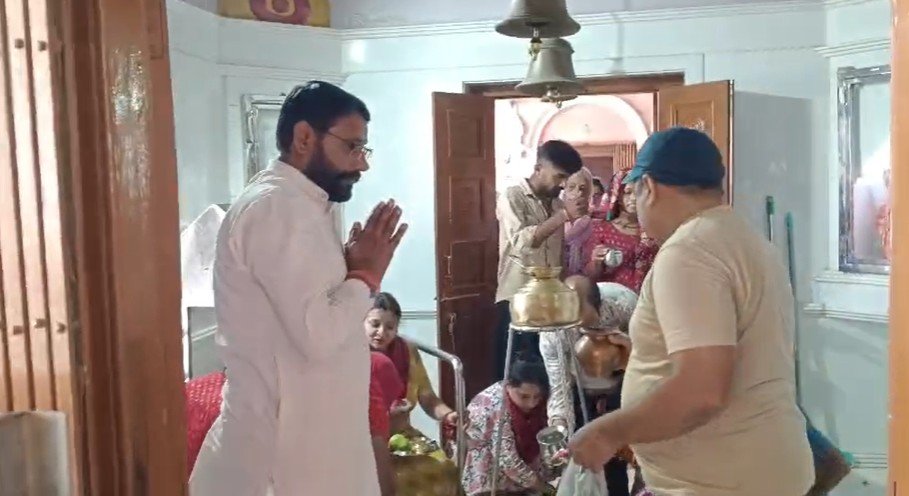 सावन सोमवार और नागपंचमी पर शिवालयों में उमड़ा आस्था का सैलाब