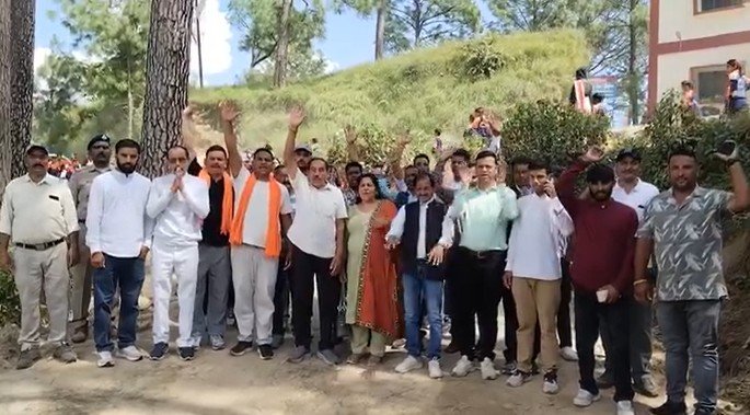 लोहाघाट में कुमाऊं एकता महोत्सव का उत्साह के साथ हुआ आगाज, लोक संस्कृति कि दिखी झलक