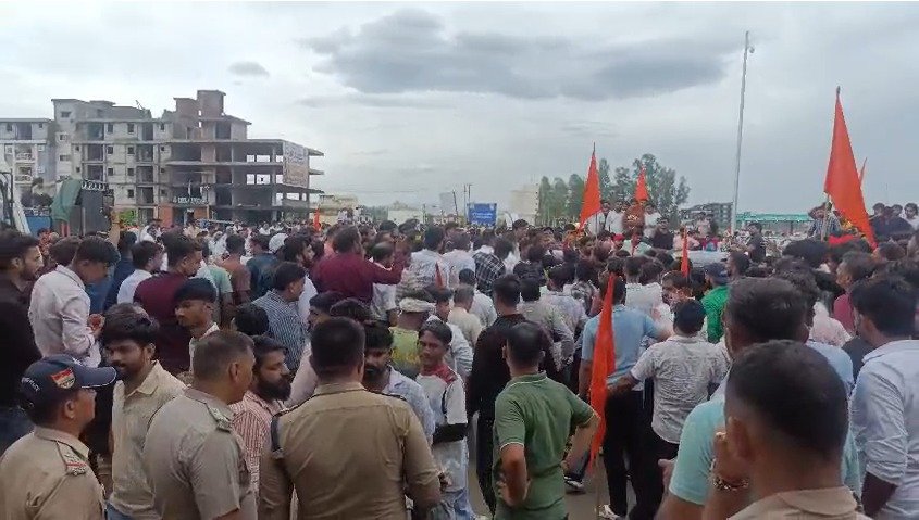 UGC वापस लेने की मांग को लेकर शेर सिंह राणा का प्रदर्शन, टोल फ्री की मांग