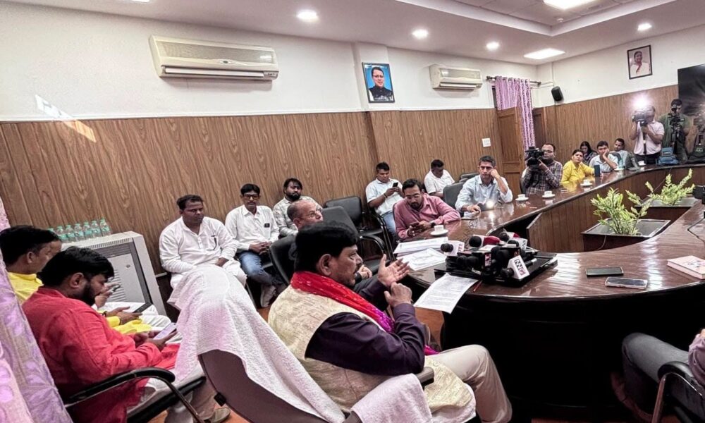 दिव्यांग बच्चों के लिए शुरू हुआ बड़ा अभियान, केंद्रीय मंत्री अठावले ने किया शुभारंभ