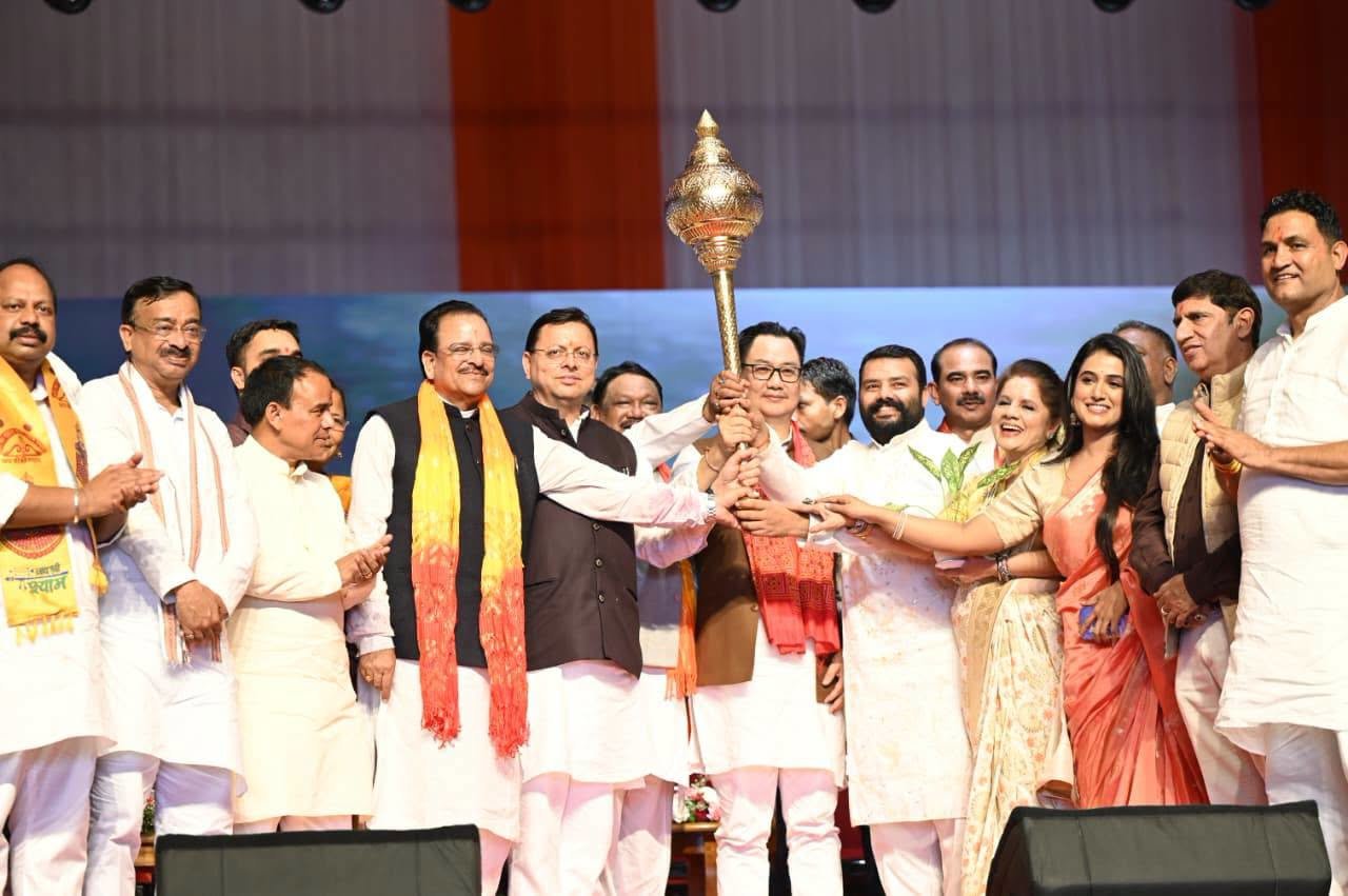 खटीमा में जनजातीय समाज के लिए बड़ा ऐलान, एकलव्य स्कूल को मिलेंगे 10 करोड़