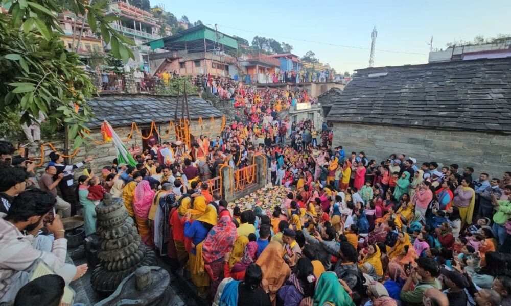 गोपीनाथ मंदिर में विराजमान हुए भगवान रूद्रनाथ, श्रद्धालुओं ने लिया आशीर्वाद