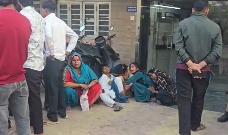 हरिद्वार के अस्पताल में महिला की मौत पर हंगामा, परिजनों ने डॉक्टरों पर लगाए लापरवाही के आरोप